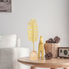 Nordic Leaf Decor